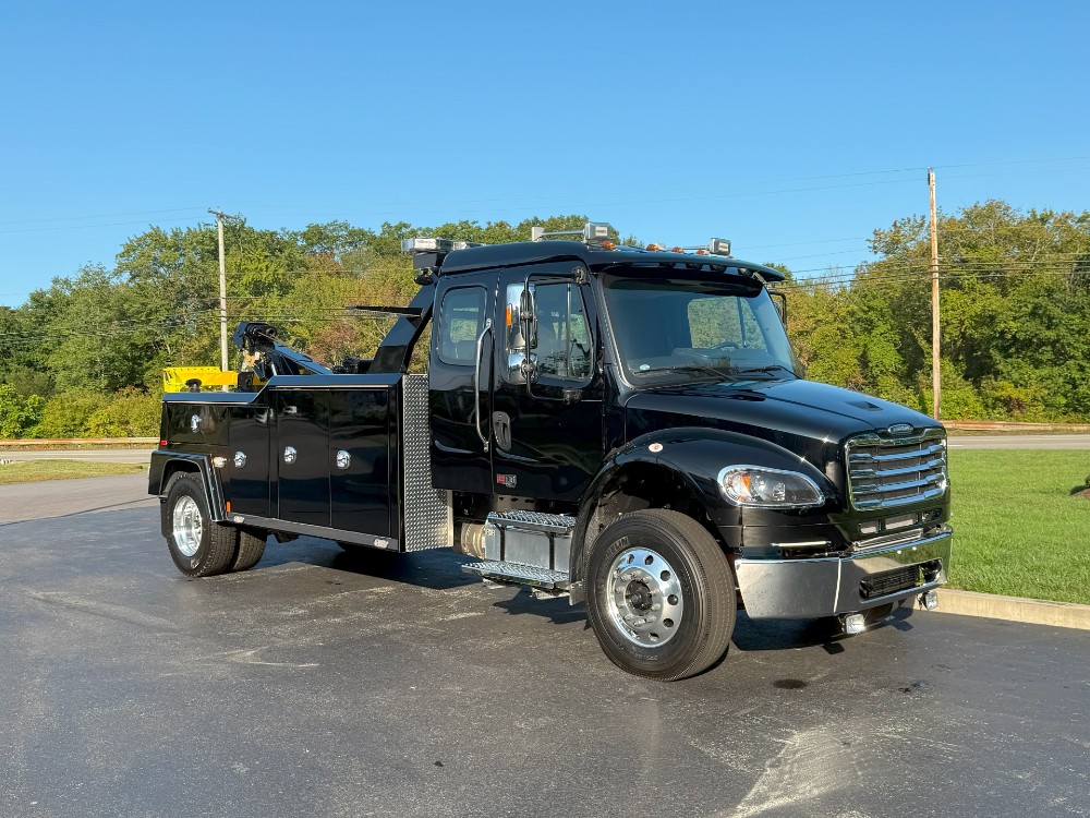 2025 Freightliner M2-X (Key# 1852) 1